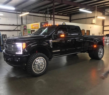 2017+ Ford F-250 & F-350 3" Premium Leveling System